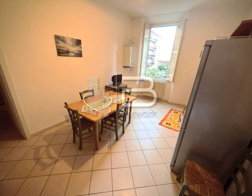 appartamento in vendita a Carrara in zona Avenza