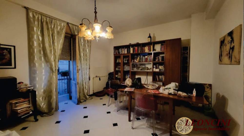 appartamento in vendita a Carrara in zona Avenza