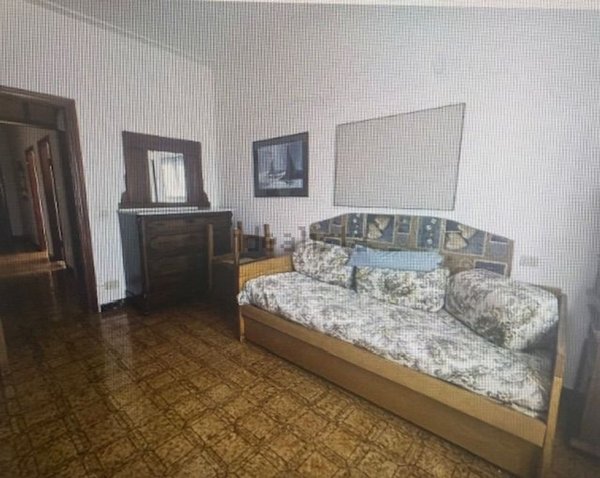 appartamento in vendita a Carrara in zona Marina di Carrara