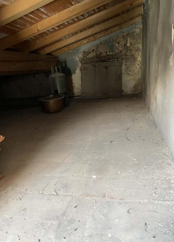 casa indipendente in vendita a Carrara in zona Miseglia