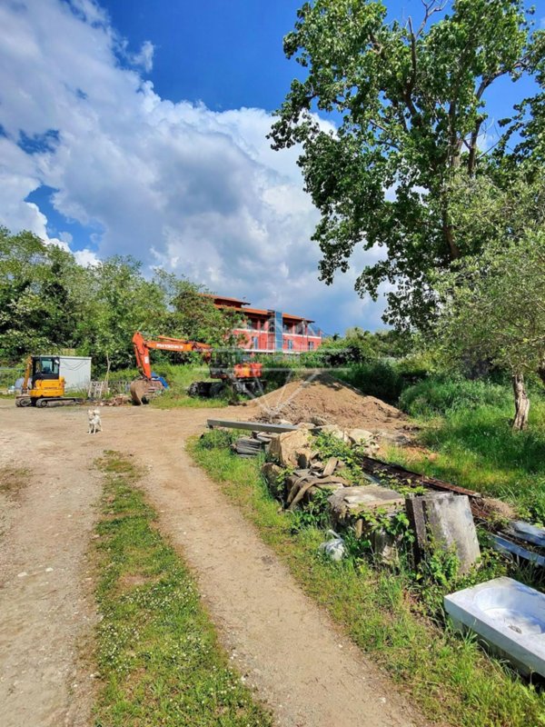 terreno agricolo in vendita a Carrara in zona Fossone