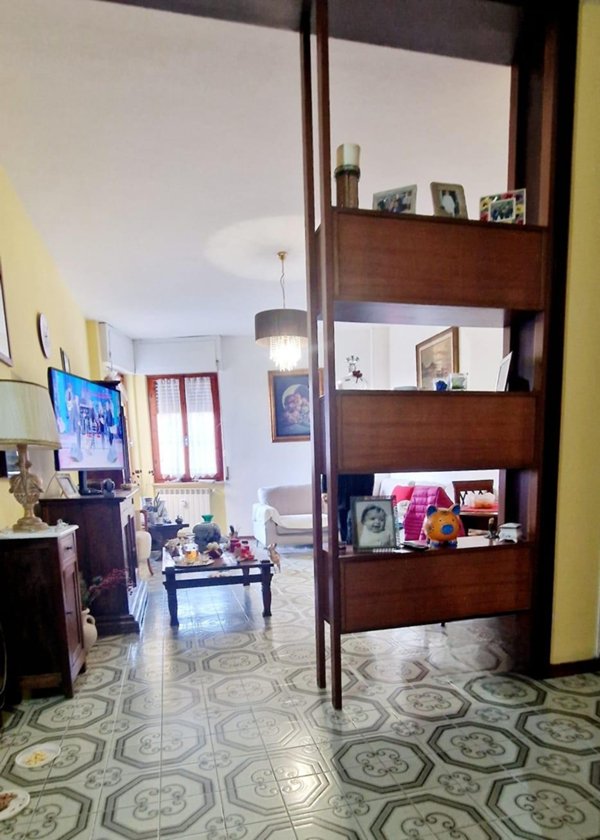 appartamento in vendita a Carrara in zona Centro Città