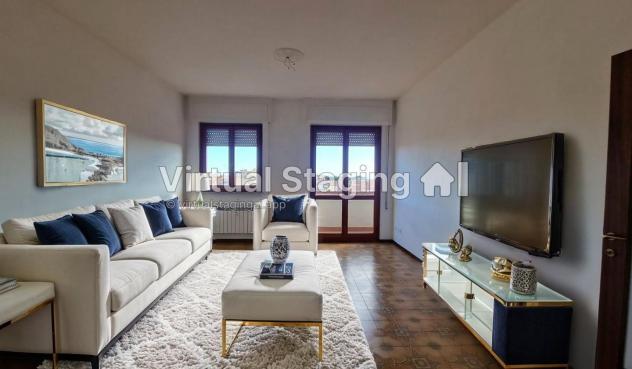 appartamento in vendita a Carrara in zona Marina di Carrara