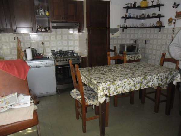 casa indipendente in vendita a Carrara in zona Fossone