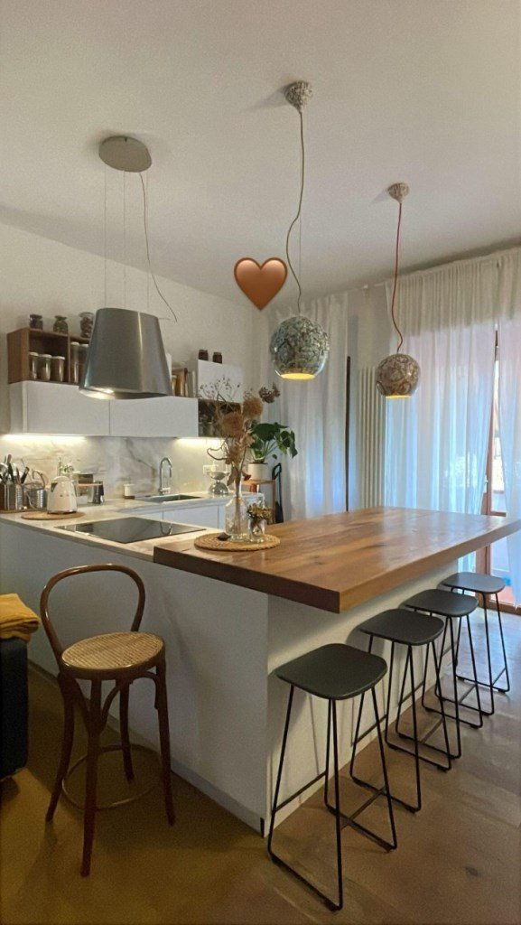 appartamento in vendita a Carrara in zona Centro Città