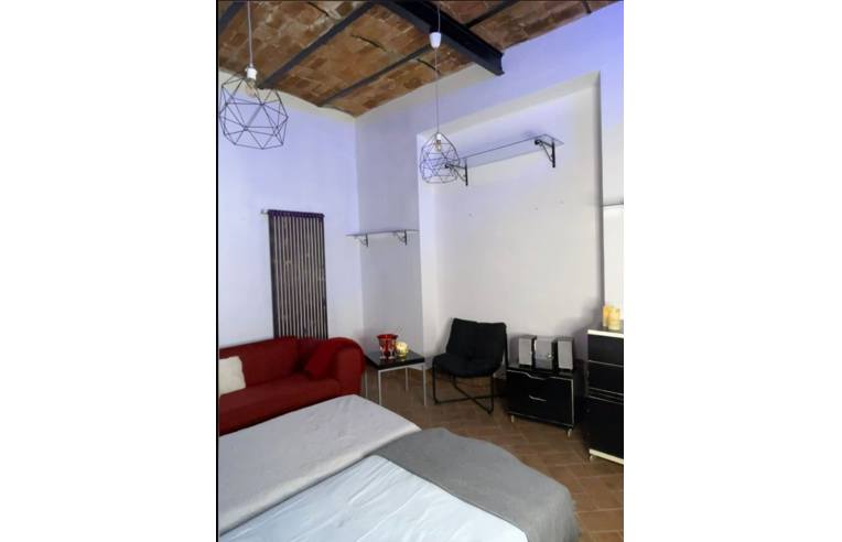 casa indipendente in vendita a Carrara in zona Gragnana