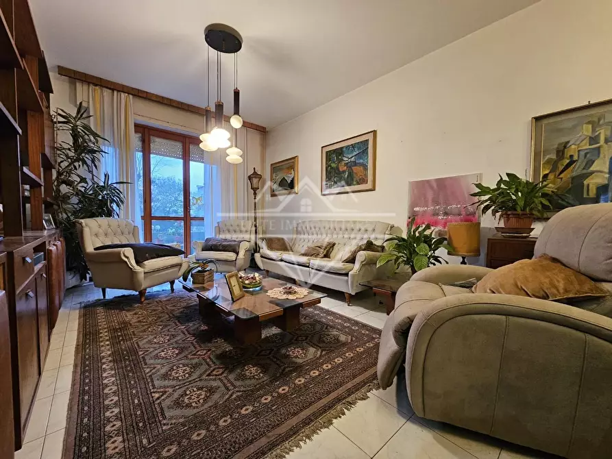 appartamento in vendita a Carrara in zona Avenza