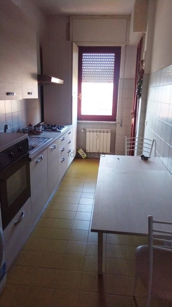 appartamento in vendita a Carrara in zona Marina di Carrara