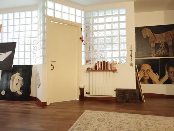 appartamento in vendita a Carrara in zona Stadio