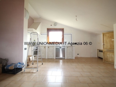 appartamento in vendita a Carrara