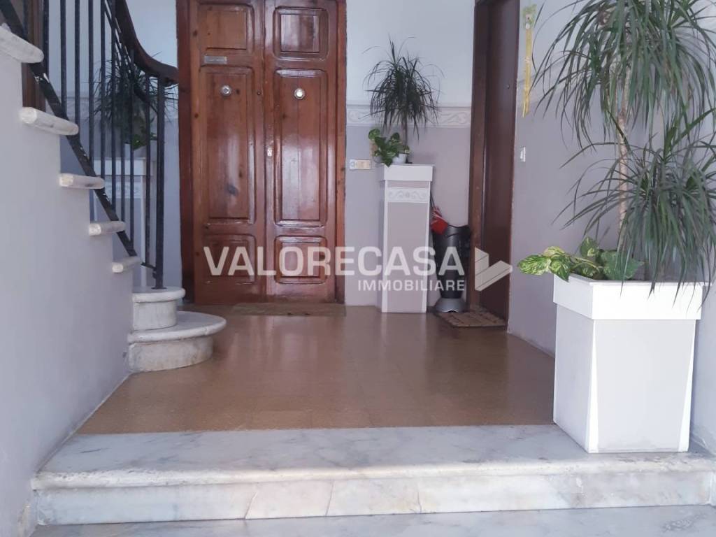 appartamento in vendita a Carrara in zona Bedizzano