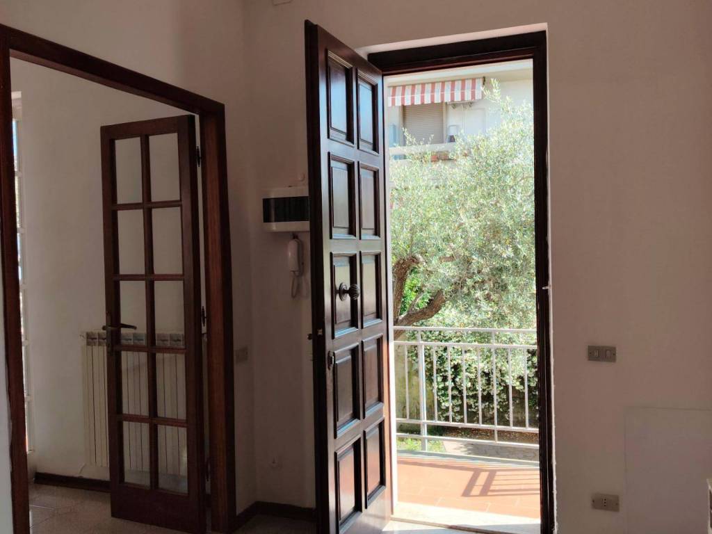 casa indipendente in vendita a Carrara in zona Marina di Carrara