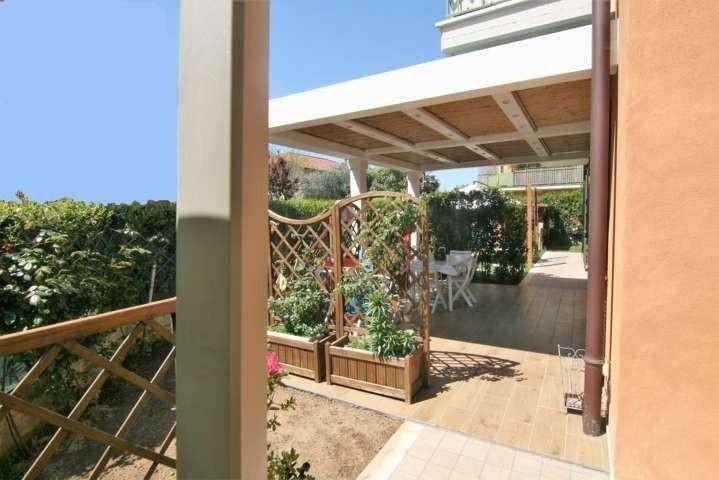 appartamento in vendita a Carrara in zona Marina di Carrara