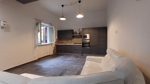 casa indipendente in vendita a Carrara in zona Marina di Carrara