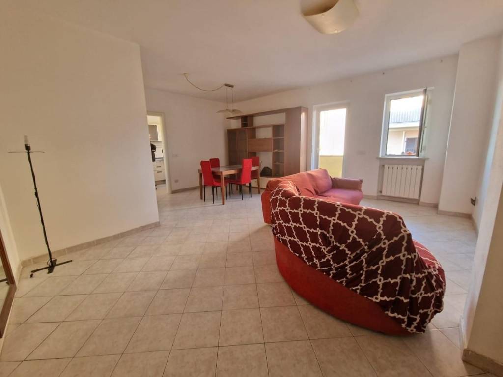 appartamento in vendita a Carrara in zona Marina di Carrara