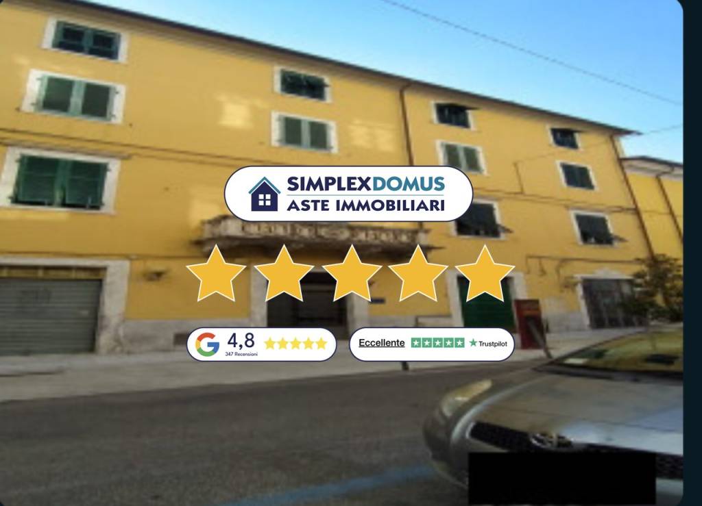 appartamento in vendita a Carrara in zona Centro Città
