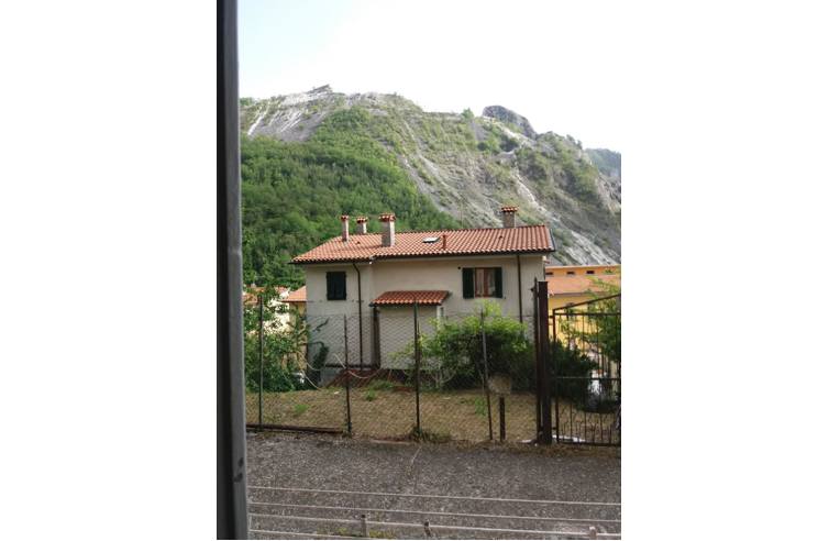 appartamento in vendita a Carrara in zona Colonnata