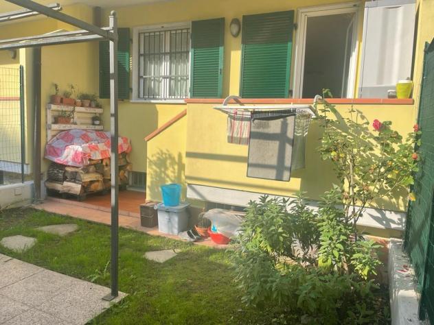 casa indipendente in vendita a Carrara in zona Centro Città