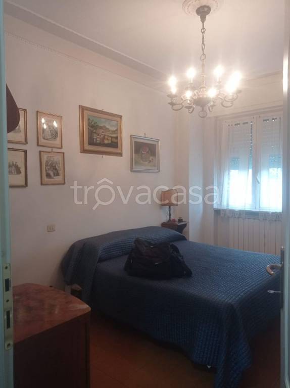 appartamento in vendita a Carrara in zona Marina di Carrara