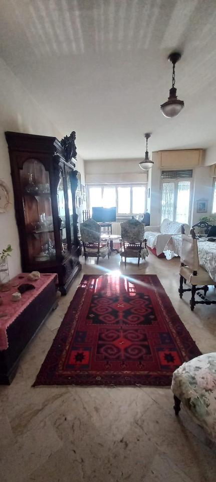 appartamento in vendita a Carrara in zona Marina di Carrara