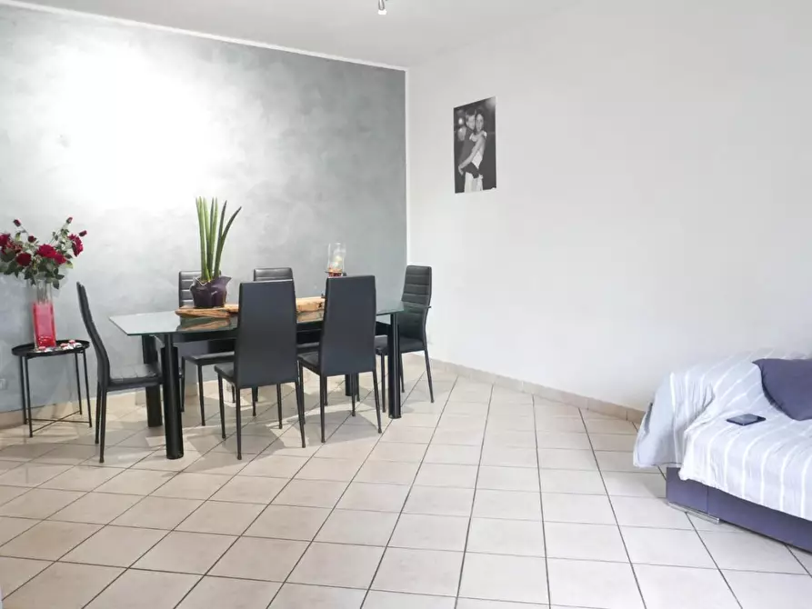 appartamento in vendita a Carrara in zona Avenza