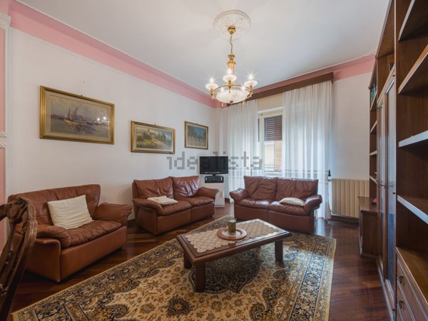 appartamento in vendita a Carrara