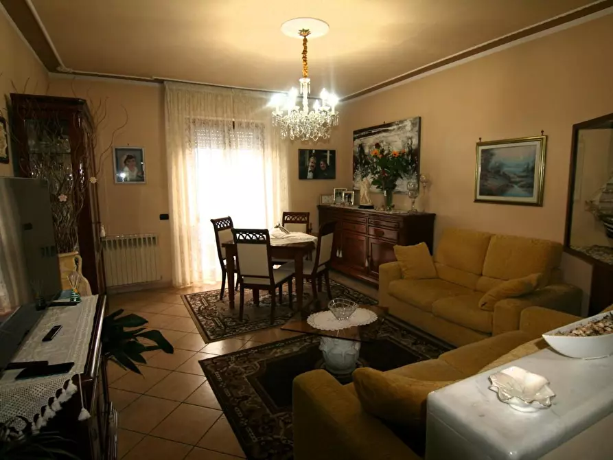 attico in vendita a Carrara in zona Avenza