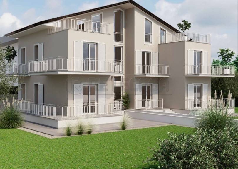 appartamento in vendita a Carrara in zona Marina di Carrara