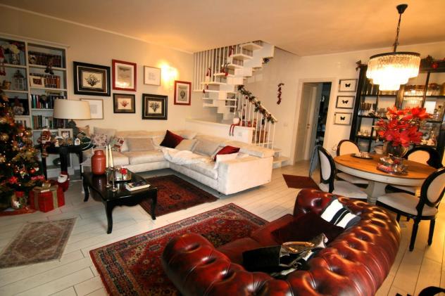 casa indipendente in vendita a Carrara in zona Fossone