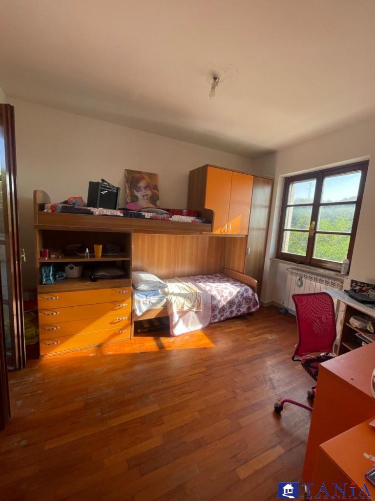 casa indipendente in vendita a Carrara in zona Fossone