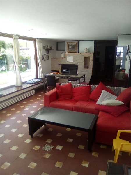 appartamento in vendita a Carrara in zona Marina di Carrara