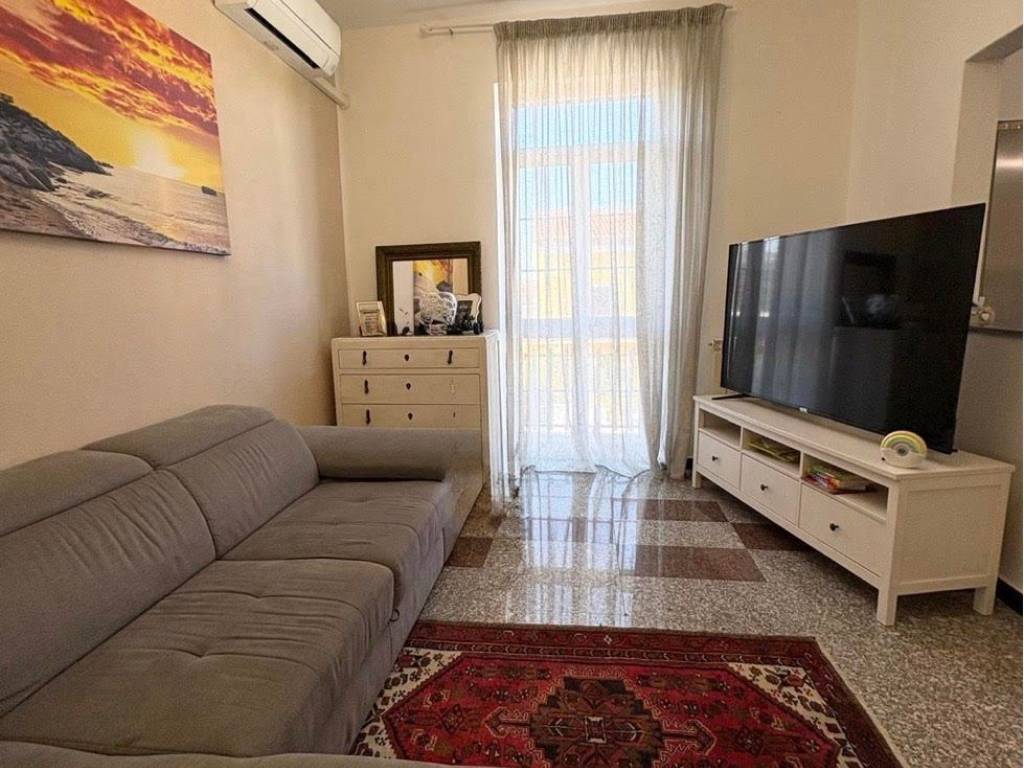 casa indipendente in vendita a Carrara in zona Fossone