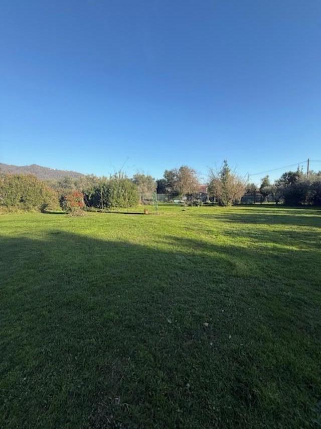 casa indipendente in vendita a Carrara in zona Avenza