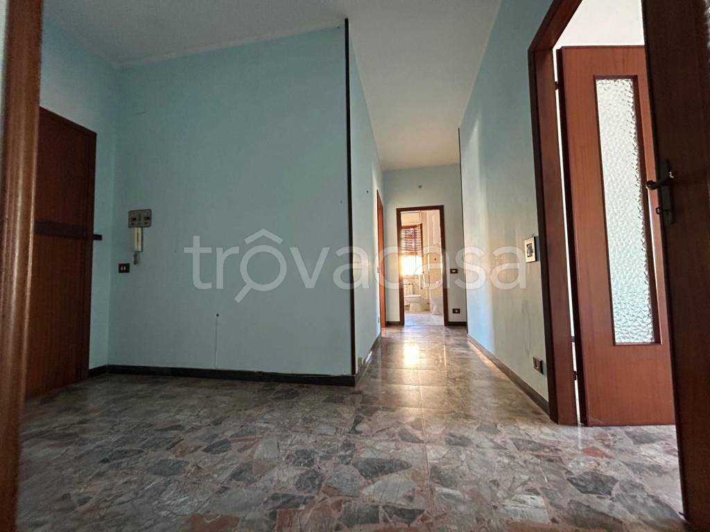 appartamento in vendita a Carrara in zona Avenza