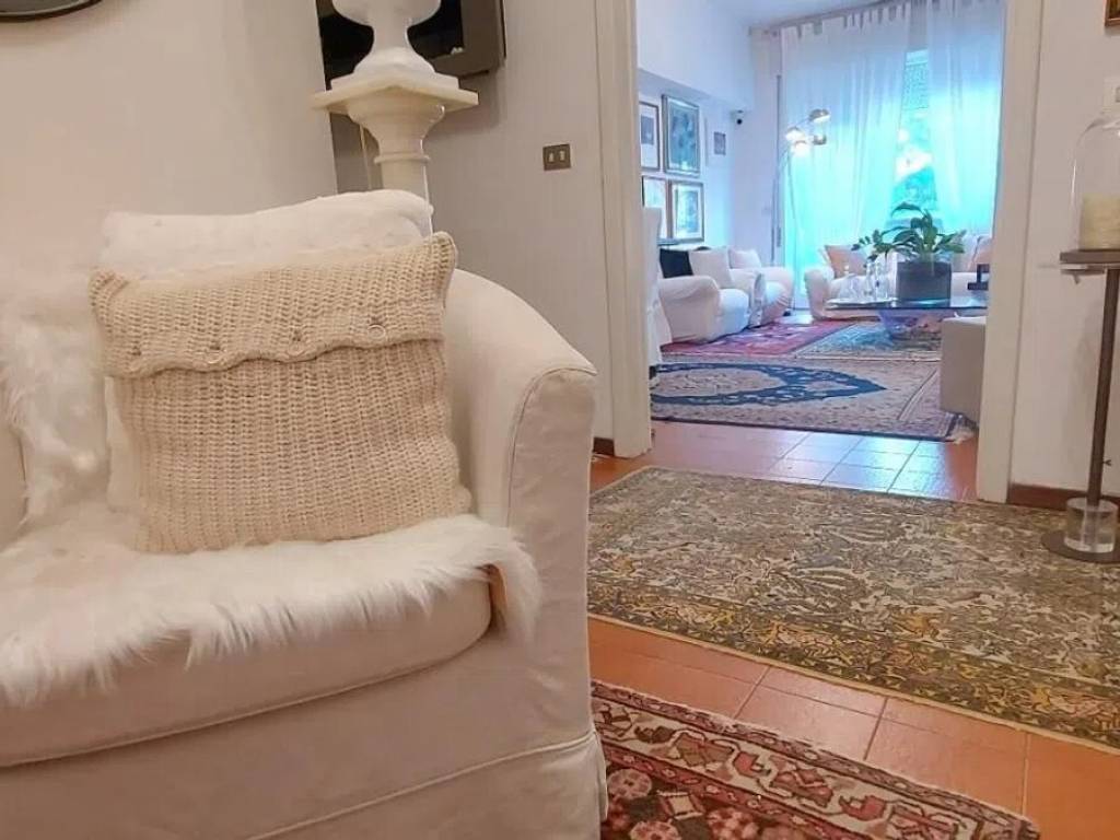 appartamento in vendita a Carrara