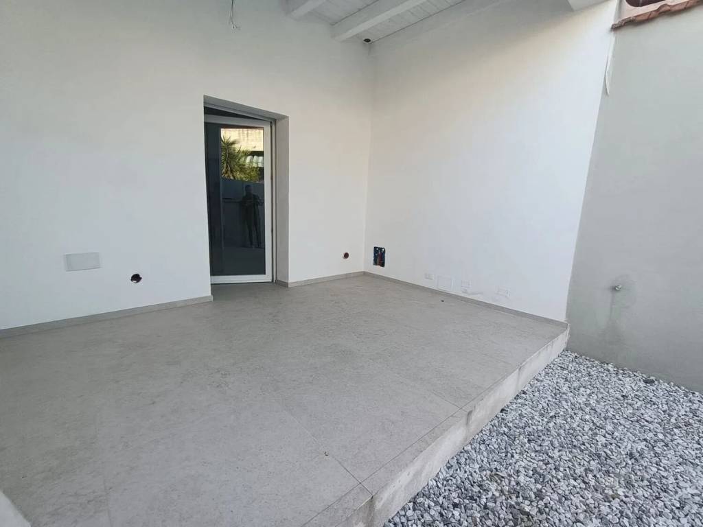 casa indipendente in vendita a Carrara in zona Marina di Carrara