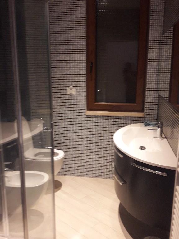 appartamento in vendita a Carrara in zona Marina di Carrara