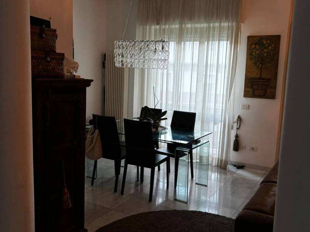 appartamento in vendita a Carrara in zona Centro Città