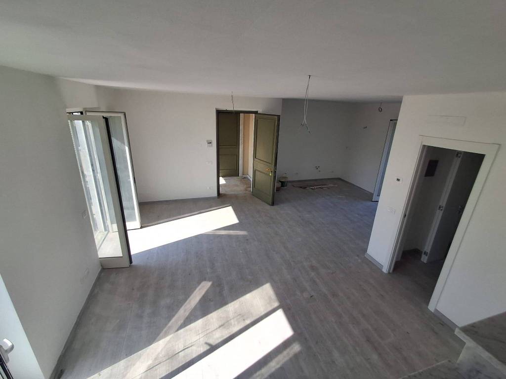 appartamento in vendita a Carrara in zona Fossone