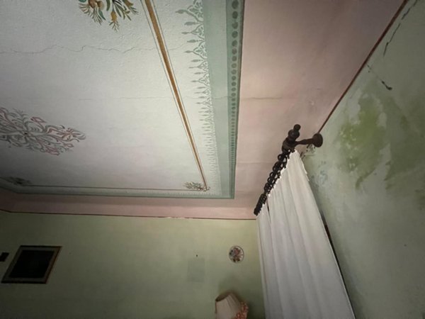 casa indipendente in vendita a Carrara in zona Gragnana