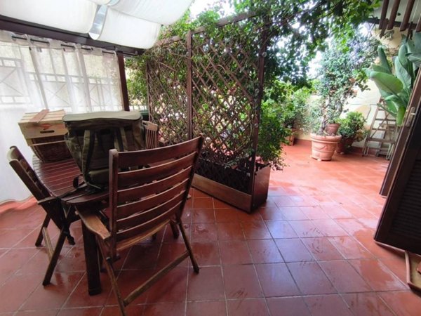 casa indipendente in vendita a Carrara in zona Bonascola