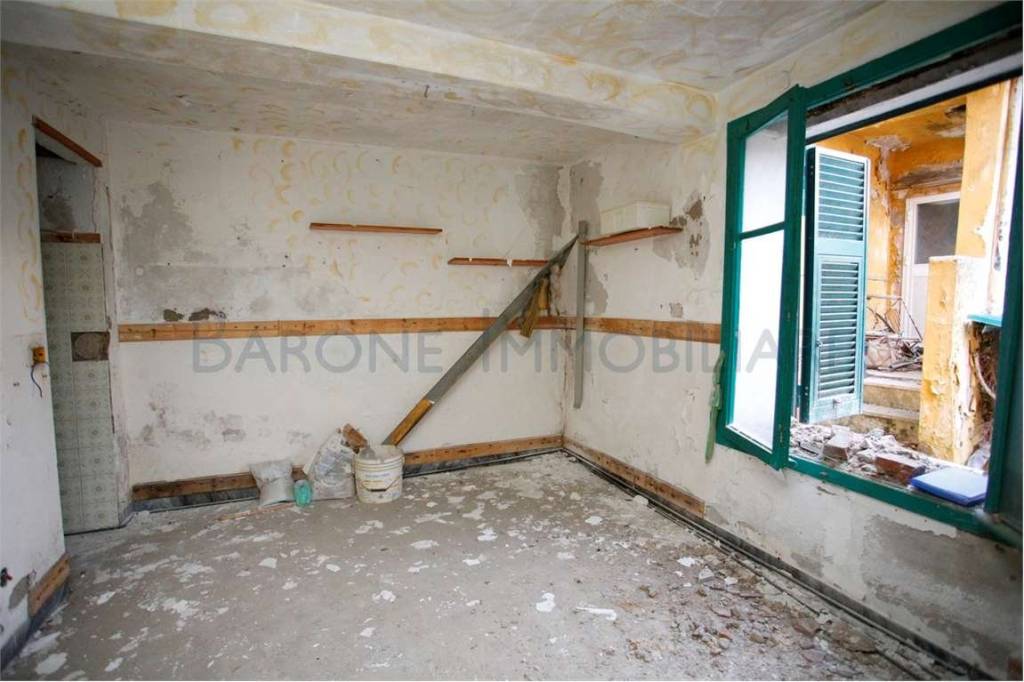 appartamento in vendita a Carrara