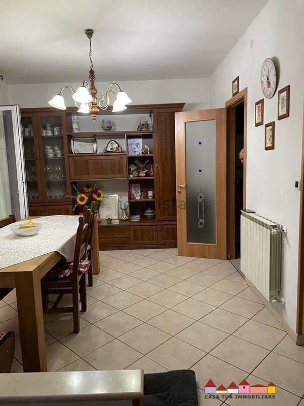 appartamento in vendita a Carrara