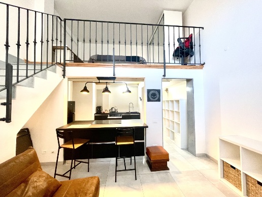 appartamento in vendita a Carrara in zona Marina di Carrara