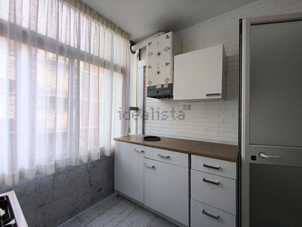 appartamento in vendita a Carrara in zona Marina di Carrara