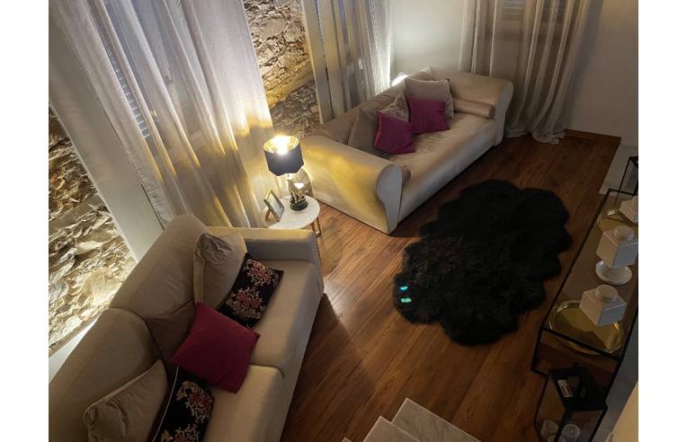 appartamento in vendita a Carrara in zona Centro Città