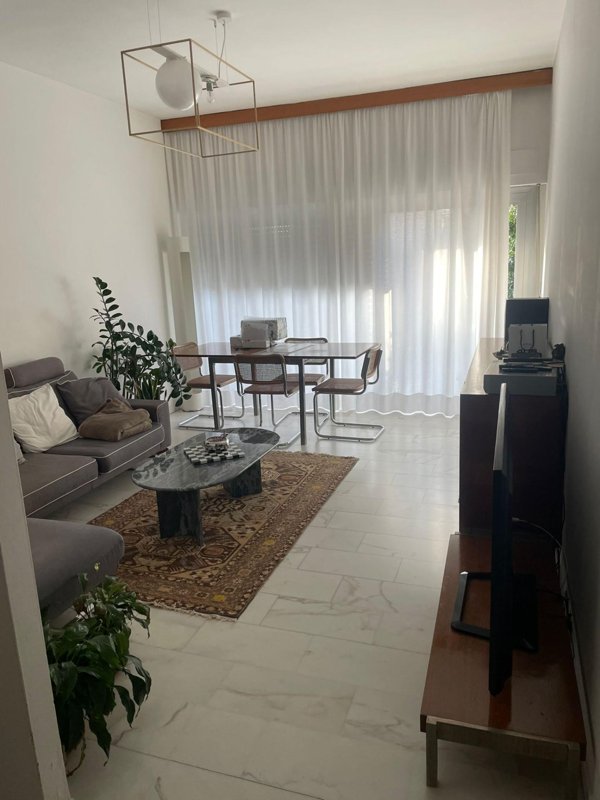 casa indipendente in vendita a Carrara in zona Marina di Carrara