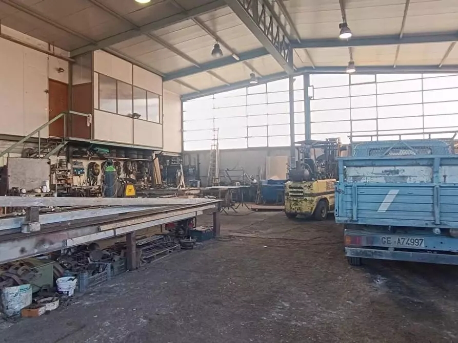 appartamento in vendita a Carrara in zona Avenza