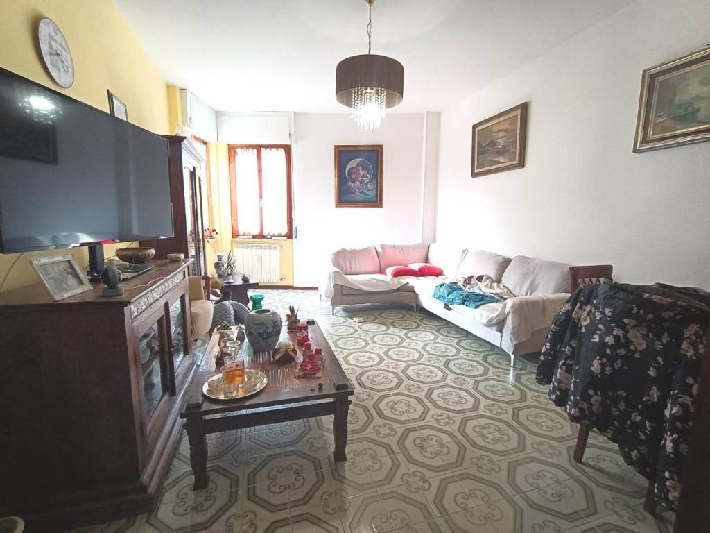 appartamento in vendita a Carrara in zona Centro Città