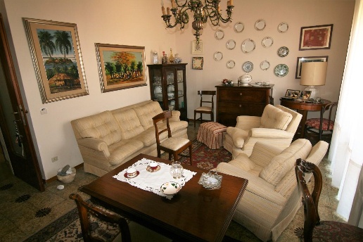 appartamento in vendita a Carrara in zona Centro Città